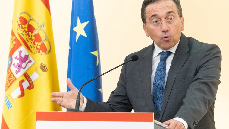 Albares contraprograma la visita de Vivas a Bruselas para supervisar sus gestiones con la UE