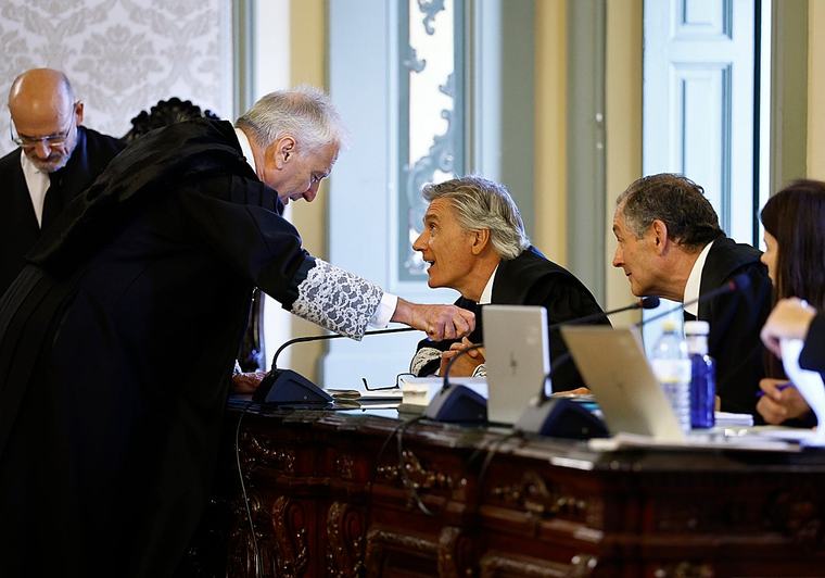 Alertan al Supremo del «daño irreversible» que supondrá no detener el censo de la 'ley de nietos'