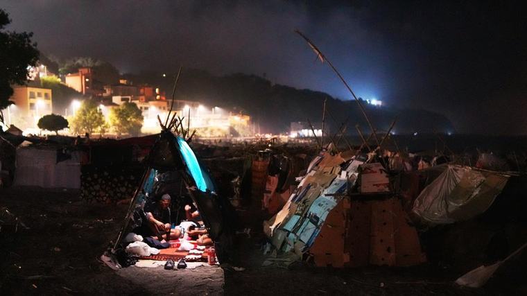 Las murallas no resistirán en Ceuta ni en Sajonia