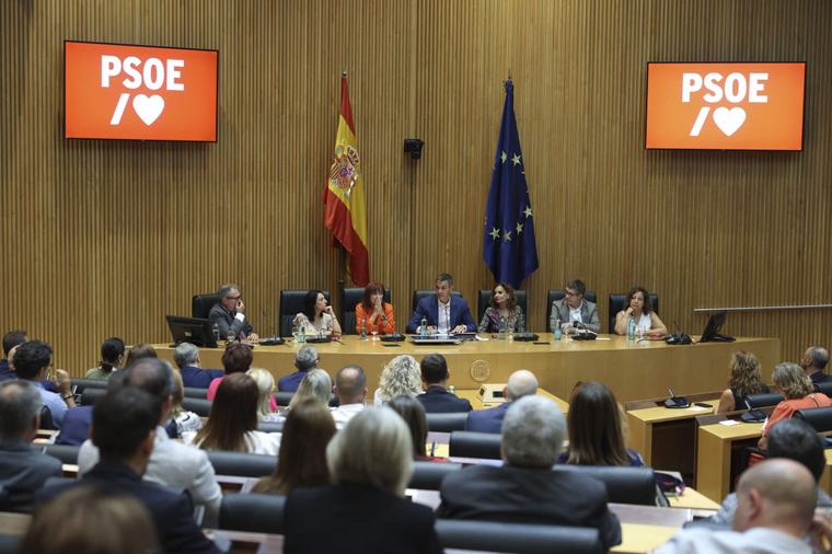 Sánchez promete "esclarecer" lo ocurrido en Ceuta y "compartirlo" con la ciudadanía