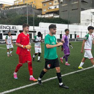 El Sporting comienza el curso con épica y buen fútbol (2-1)