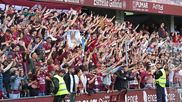 Las peñas del Pontevedra no acudirán al primer partido del equipo en Baltar como protesta por la gestión de Pasarón