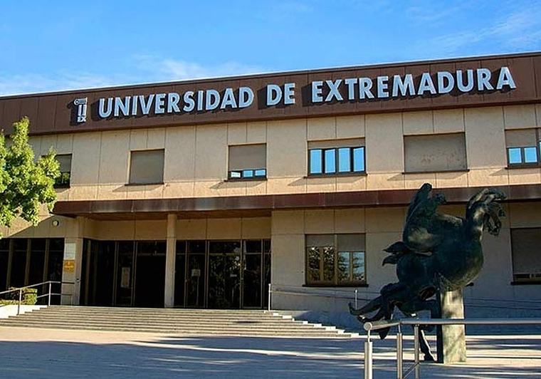 El Gobierno transfiere 2 millones de euros para incorporar profesores a la UEx