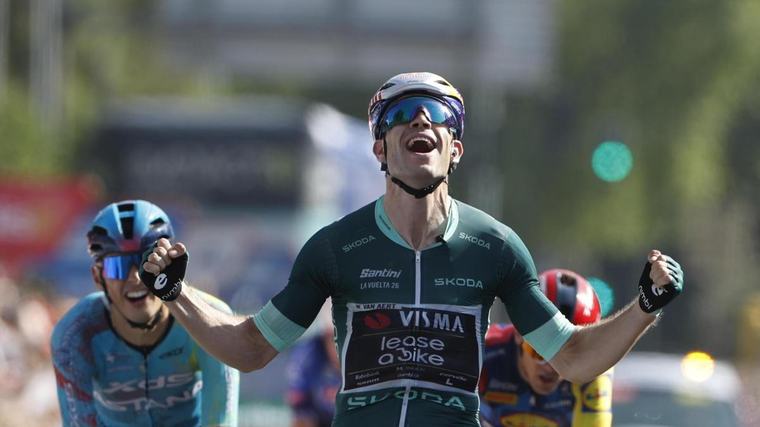 Van Aert logra su segundo triunfo en Córdoba y Enric Mas sigue de rojo
