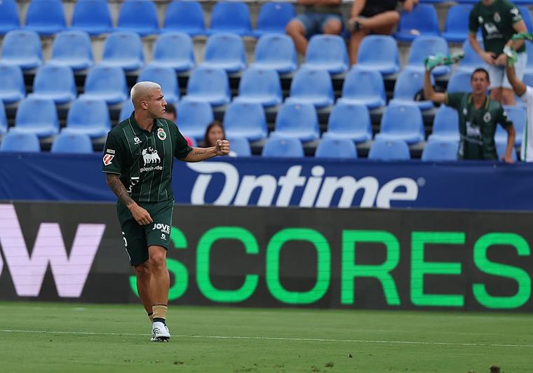 Titularidad y gol de Pablo García en su debut con el Racing