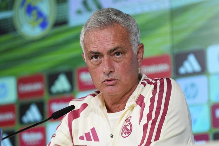 Mourinho, sobre la condena a Raúl Asencio: "Un jugador del Real Madrid lo es 7 días a la semana, 24 horas al día y 12 meses al año"