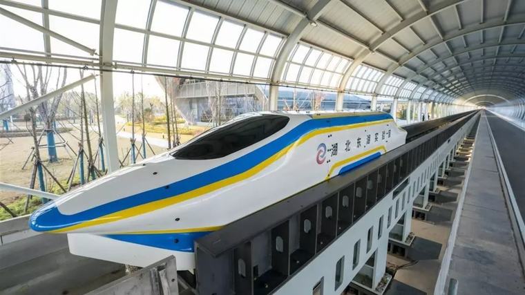 China rompe la barrera de los 800 km/h con un tren de levitación magnética en solo 5,3 segundos