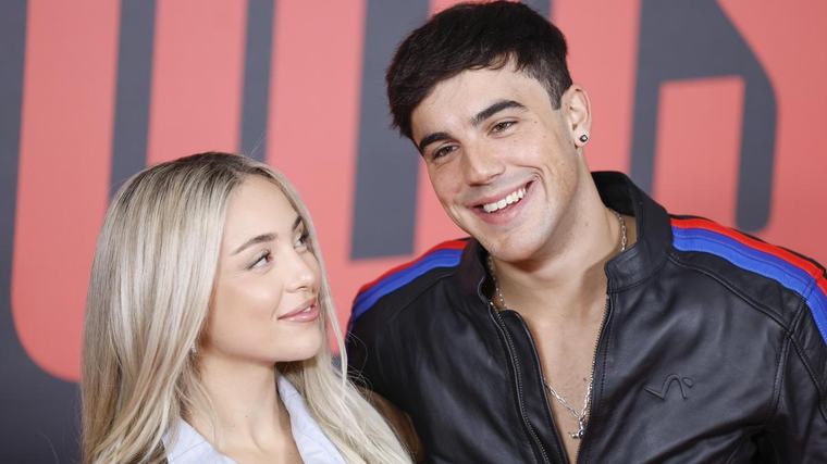 Ana Mena se marca ‘un Shakira’ tras romper con Óscar Casas: “Cómo me duele”