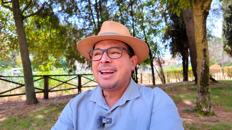 Hildemaro Solís desvela la realidad económica tras mudarse a un pueblo a 50 minutos de Madrid: "Si buscaba que la factura bajara, no; aumentó, pero lo pago feliz de la vida"