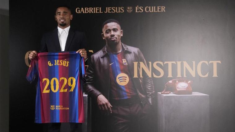 El mercado del Barça: una pequeña revolución en busca de más recursos y experiencia