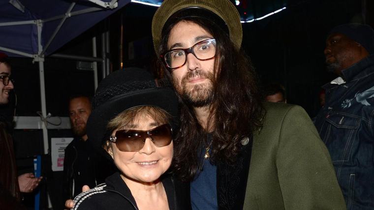 Nace el primer nieto de John Lennon: su hijo Sean Ono Lennon da la bienvenida a su bebé con Charlotte Kemp Muhl