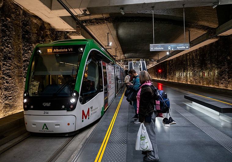 Más de un centenar de ciudades del tamaño de Almería se mueven en metro ligero en Europa