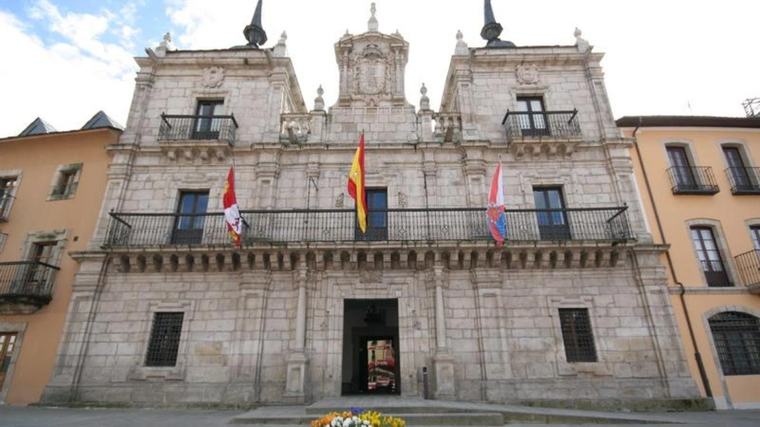 Marco Morala destaca el impacto económico de las fiestas patronales y los avances patrimoniales en Ponferrada (León)