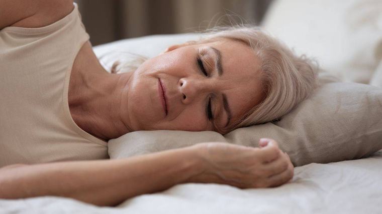 pacientes | El reloj biológico condiciona la dieta: cenar tarde eleva el riesgo de obesidad y alteración metabólica