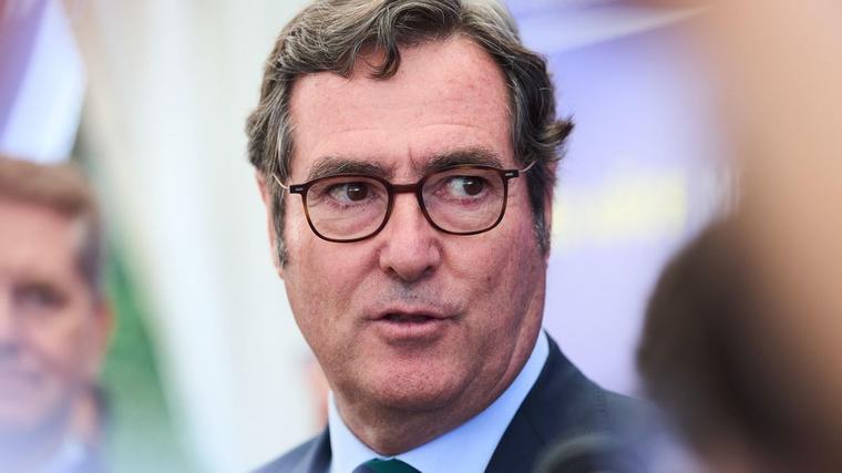 La patronal rechaza la candidatura de España para que Yolanda Díaz dirija la OIT