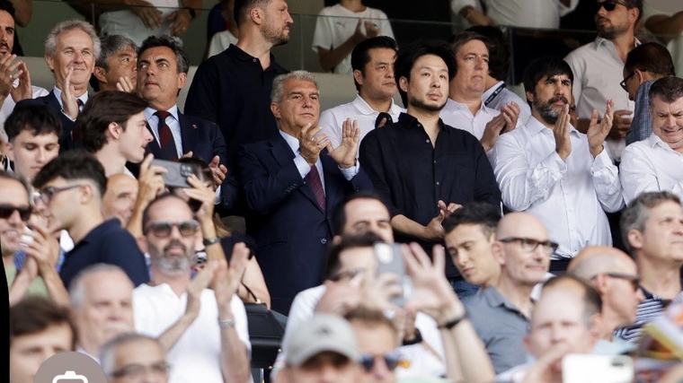 Kiat Lim asiste en directo a la debacle de su Valencia CF