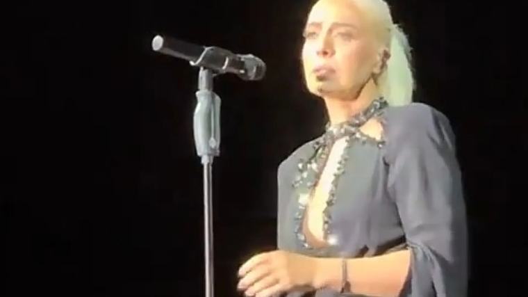 Mónica Naranjo se manifiesta sobre Ceuta en su último concierto: "No podemos permitir lo que está pasando"
