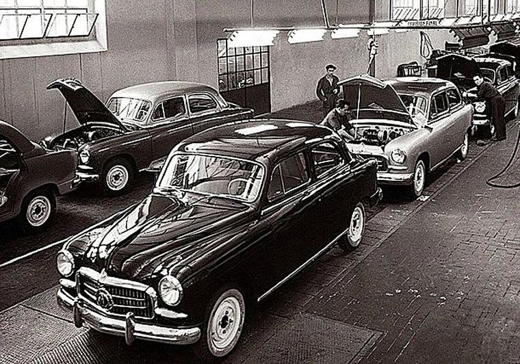 Casi ochenta años haciendo historia de la automoción española: del Seat 1400 al Tarraco