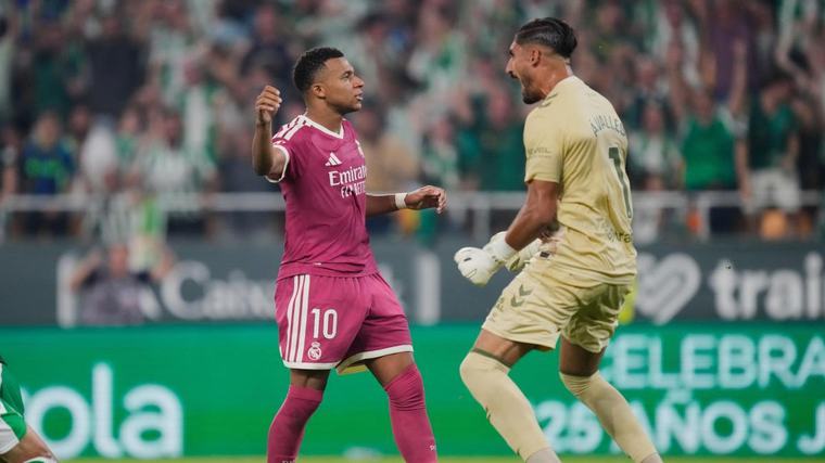 El Real Madrid sucumbe al frenesí de La Cartuja