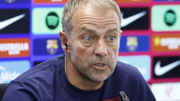 Flick confirma la capitanía: “He elegido a Raphinha y Pedri; a Eric, De Jong y Lamine los votó el equipo”
