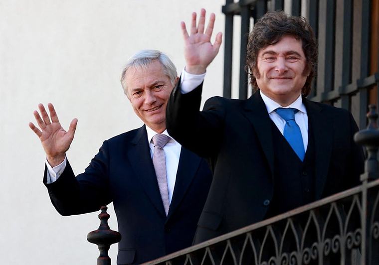 Vox exhibe fuerza y agenda exterior con la cumbre de la derecha en Chile
