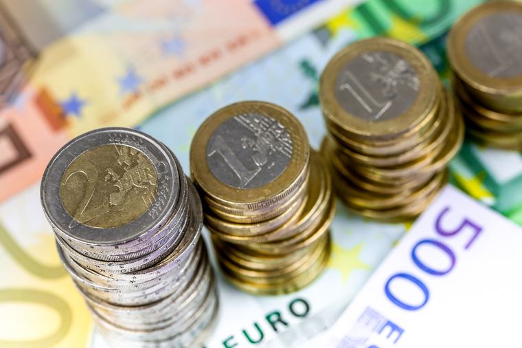 El PMI de la eurozona en agosto se mantiene sin cambios, con España e Italia como motores de crecimiento