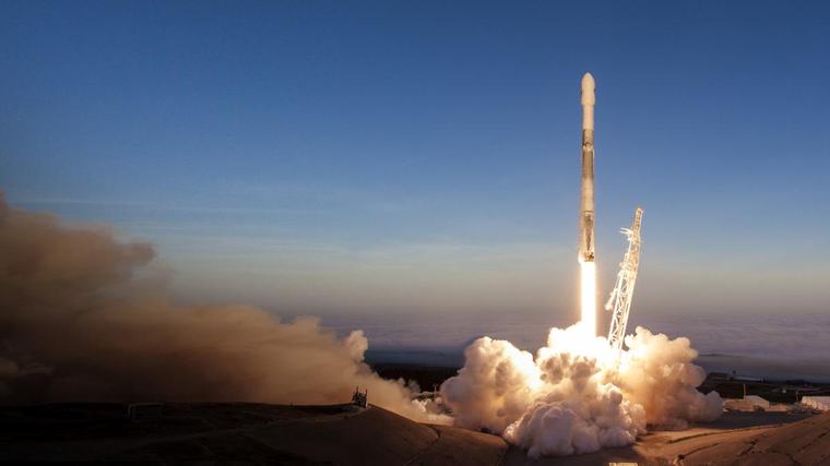 Comienza la carrera espacial de la IA: SpaceX prevé lanzar en 2027 sus primeros satélites con tecnología de Nvidia