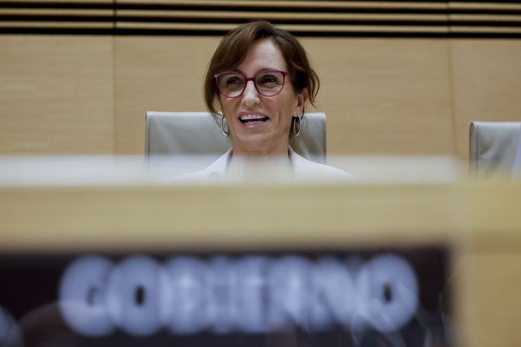 El Gobierno da luz verde a la tramitación del Estatuto Marco de Mónica García en las Cortes con la oposición de los médicos: "El conflicto sigue abierto"