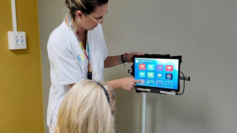 canarias | El Hospital Insular de Gran Canaria incorpora un lector ocular para trastornos neuromotores graves