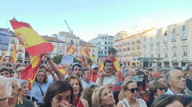 Burgos responde y sale a la calle en solidaridad con Ceuta