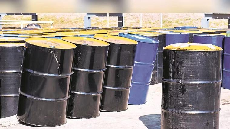 El petróleo sube a más de 97 dólares tras un nuevo intercambio de ataques entre EE.UU. e Irán