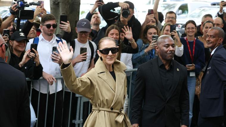 Icono de estilo: Céline Dion triunfa en París con un look repleto de tendencias