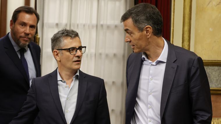 Félix Bolaños asegura en Asturias que Pedro Sánchez será recordado "sin ninguna duda" como el mejor presidente de la democracia española