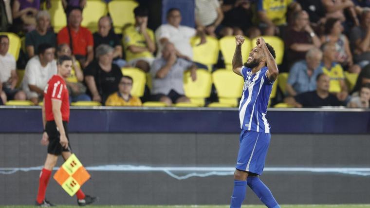 El acróbata de 1,5 millones que se ha convertido en el nuevo ídolo de Riazor en su vuelta a la Liga española