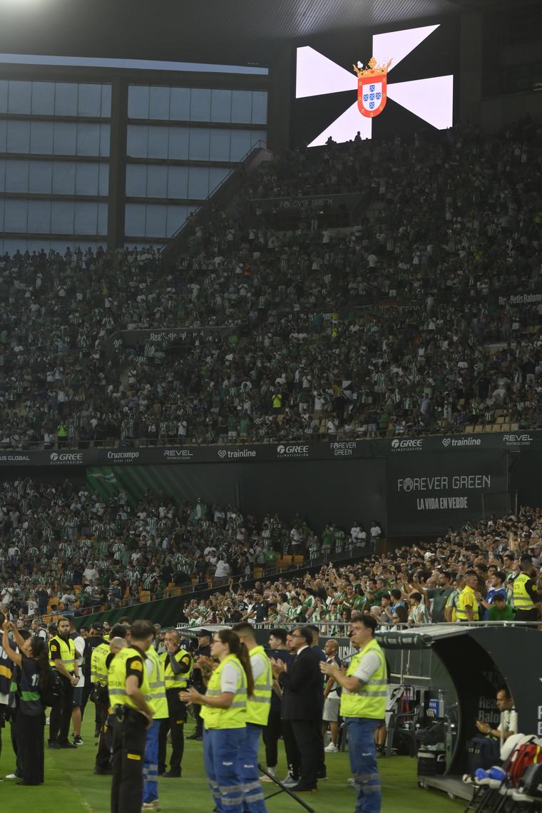 Vivas traslada su agradecimiento al Betis por mostrar la bandera de Ceuta en La Cartuja: "Todos los ceutíes somos béticos"