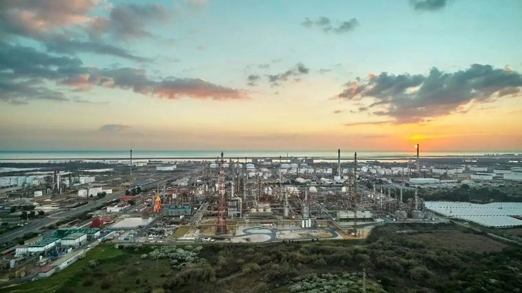 Alfa Laval suministrará 60 intercambiadores de calor para la planta Onuba de Moeve en Huelva