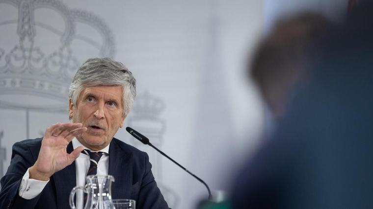 Marlaska censura la orden de no elevar el informe de Ceuta y la presidenta del Supremo le responde que la jueza actuó bien