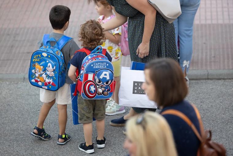 La vuelta al cole arrancará en Canarias el 9 de septiembre en Infantil y Primaria, el 10 en ESO y el 11 en Bachillerato