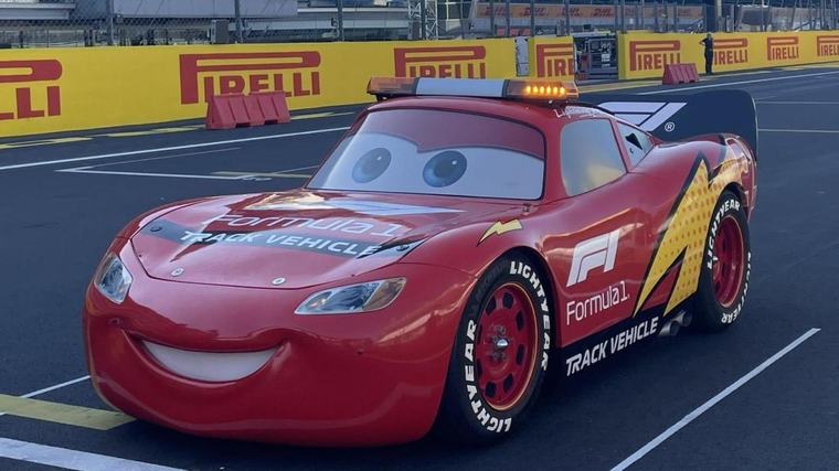 El Safety Car de Rayo McQueen revoluciona Monza antes del Gran Premio de Italia