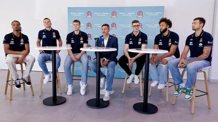 Seis piezas nuevas para el Leyma Coruña en la Liga Endesa