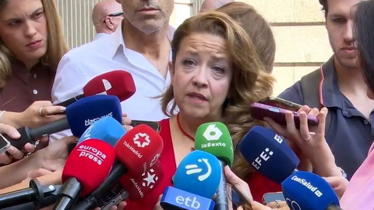 Comunidad Madrid | Madrid tacha de "vergonzoso" y "peligroso" no contar con información sobre la vacunación de inmigrantes en Ceuta