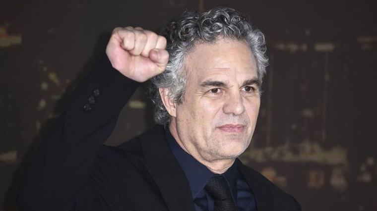 Más de 180 figuras de Hollywood apoyan a Mark Ruffalo después de ser acusado de antisemita por Paramount