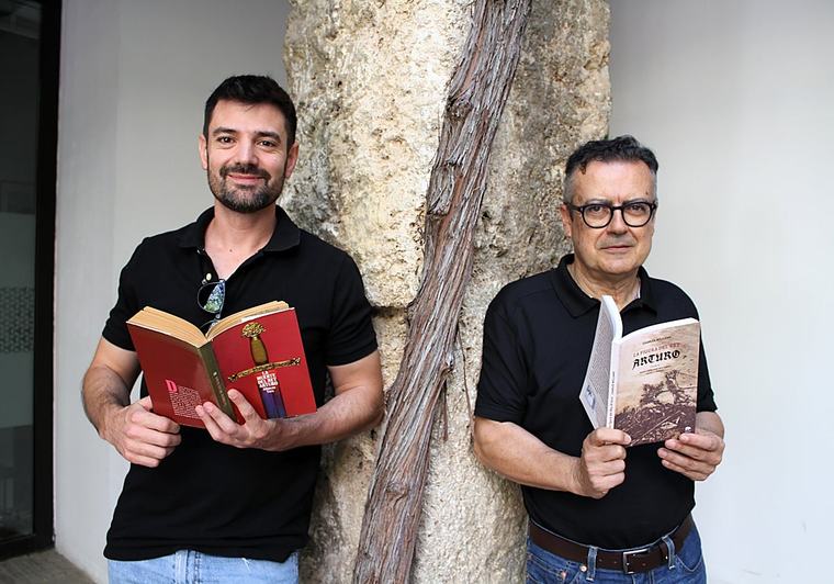 Cómo dos profesores de Granada rescataron el manuscrito 'perdido' sobre el rey Arturo que Oxford ignoró