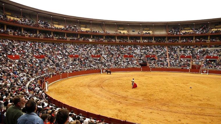Andalucía prepara una estrategia para «blindar» la tauromaquia y facilitar más corridas en 2027