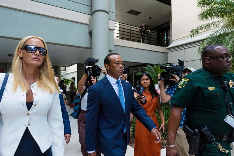 Tiger Woods se declara culpable de conducción temeraria tras su accidente en Florida