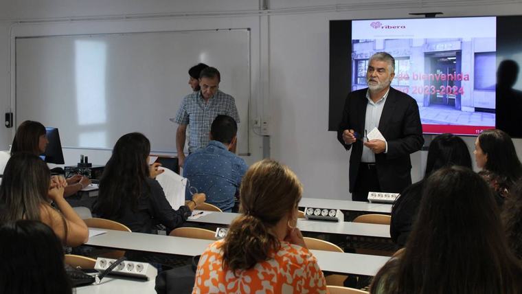 formación | Ribera arranca el nuevo curso académico con casi 1.700 alumnos: de la FP al MIR y EIR